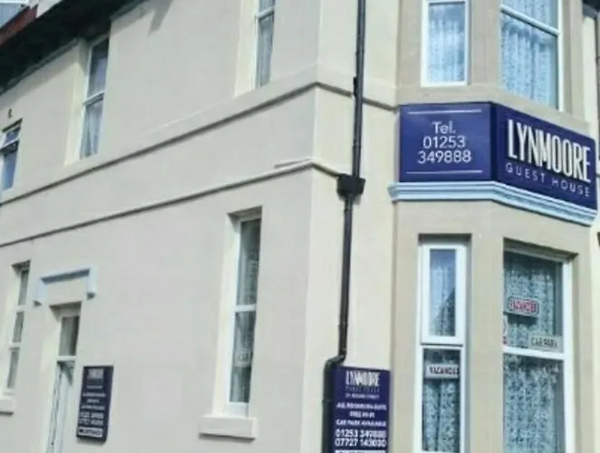 Lynmoore Guest House Blackpool